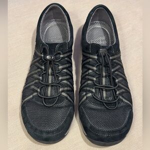 Dansko Sky Black Mesh Bungee Walking Shoes Sneaker size 39 / 8.5-9